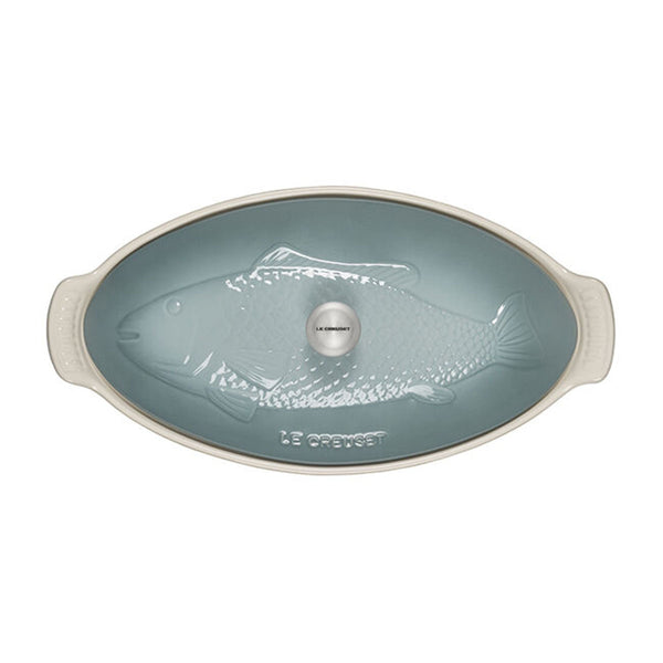 Le Creuset 1.75 Quart Fish Baker - Sea Salt with Stainless Steel Knob