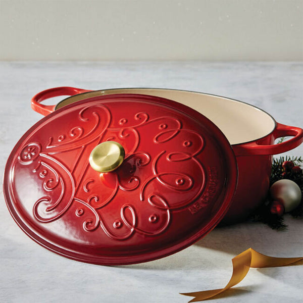 Le Creuset Noel Collection: 6.75 qt. Signature Oval Dutch Oven - Ceris